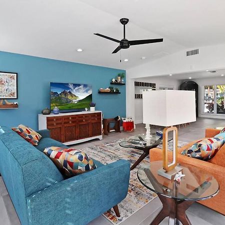 Palm Tree Paradise Tampa Pool Home ภายนอก รูปภาพ