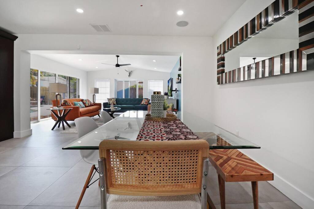 Palm Tree Paradise Tampa Pool Home ภายนอก รูปภาพ