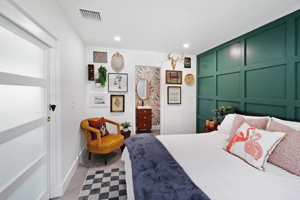 Palm Tree Paradise Tampa Pool Home ภายนอก รูปภาพ