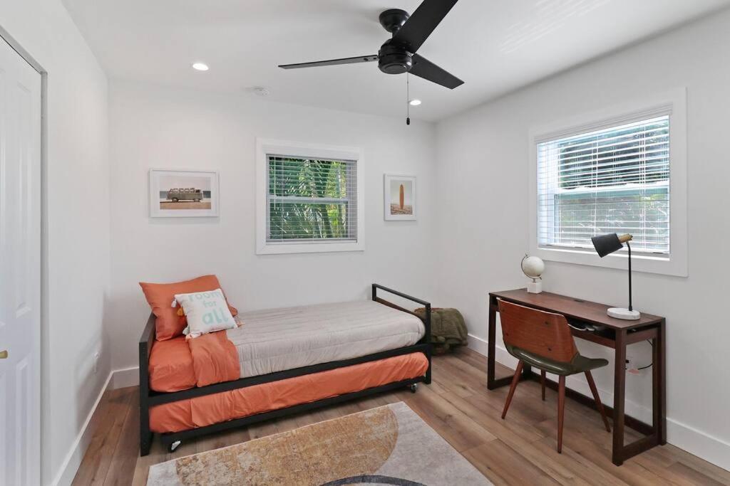 Palm Tree Paradise Tampa Pool Home ภายนอก รูปภาพ